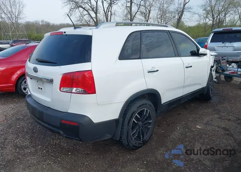 2013 Kia Sorento Lx from USA, damaged, VIN 5XYKT4A64DG370779